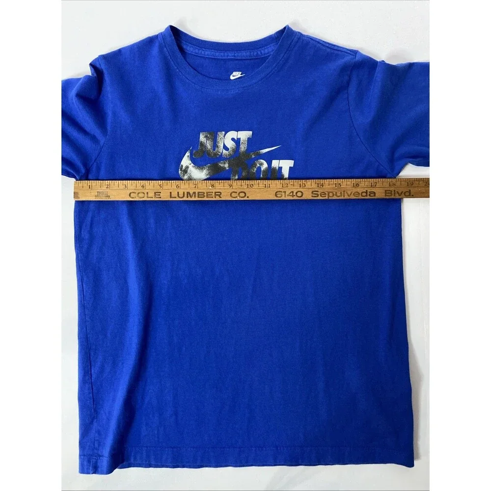 Nike Size XL Blue Legend Big Kids' Swoosh Crewneck T-Shirt School